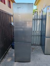 outletes  kombinált hűtőszekrény Bosch KGE39AICA